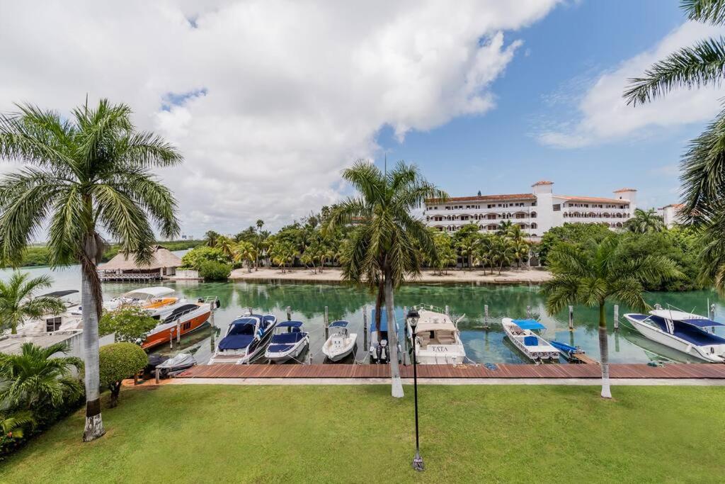 CASA REAL- Increíble villa sobre la laguna by CASA PARAISO Cancún Exterior foto
